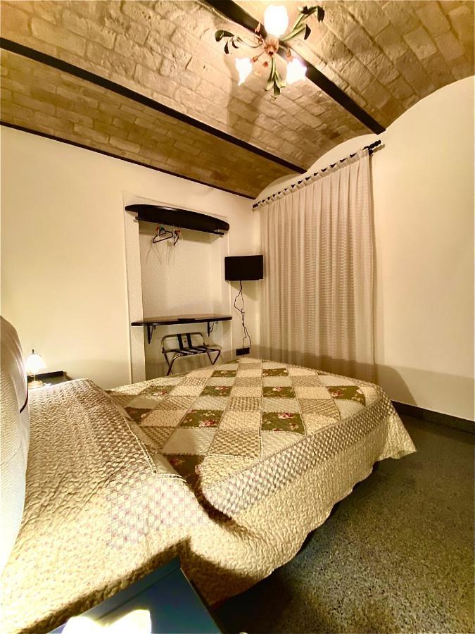 B&B Terrazza Sul Borgo Mogliano Exterior foto