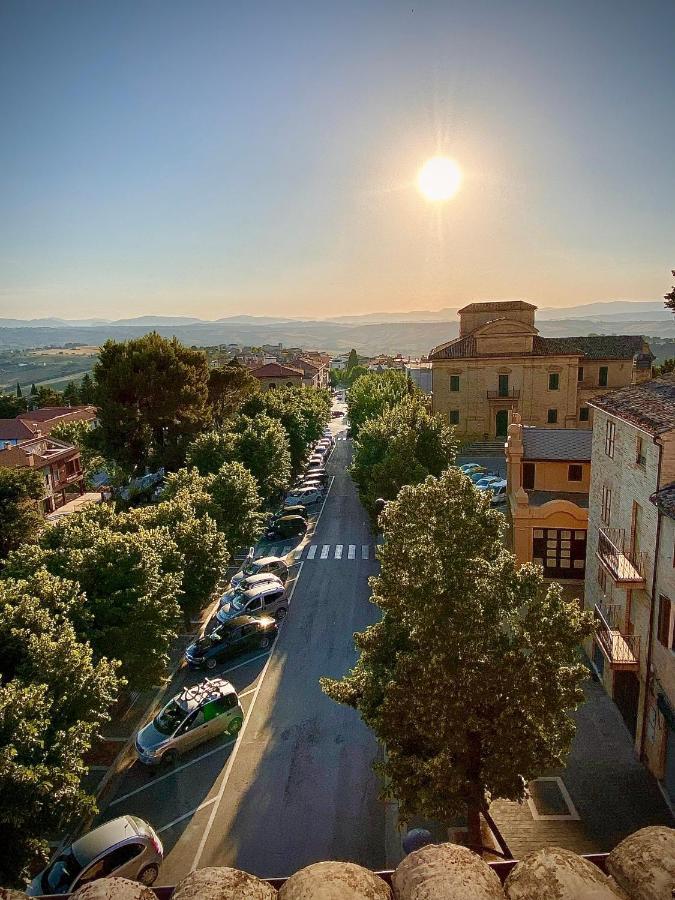 B&B Terrazza Sul Borgo Mogliano Exterior foto
